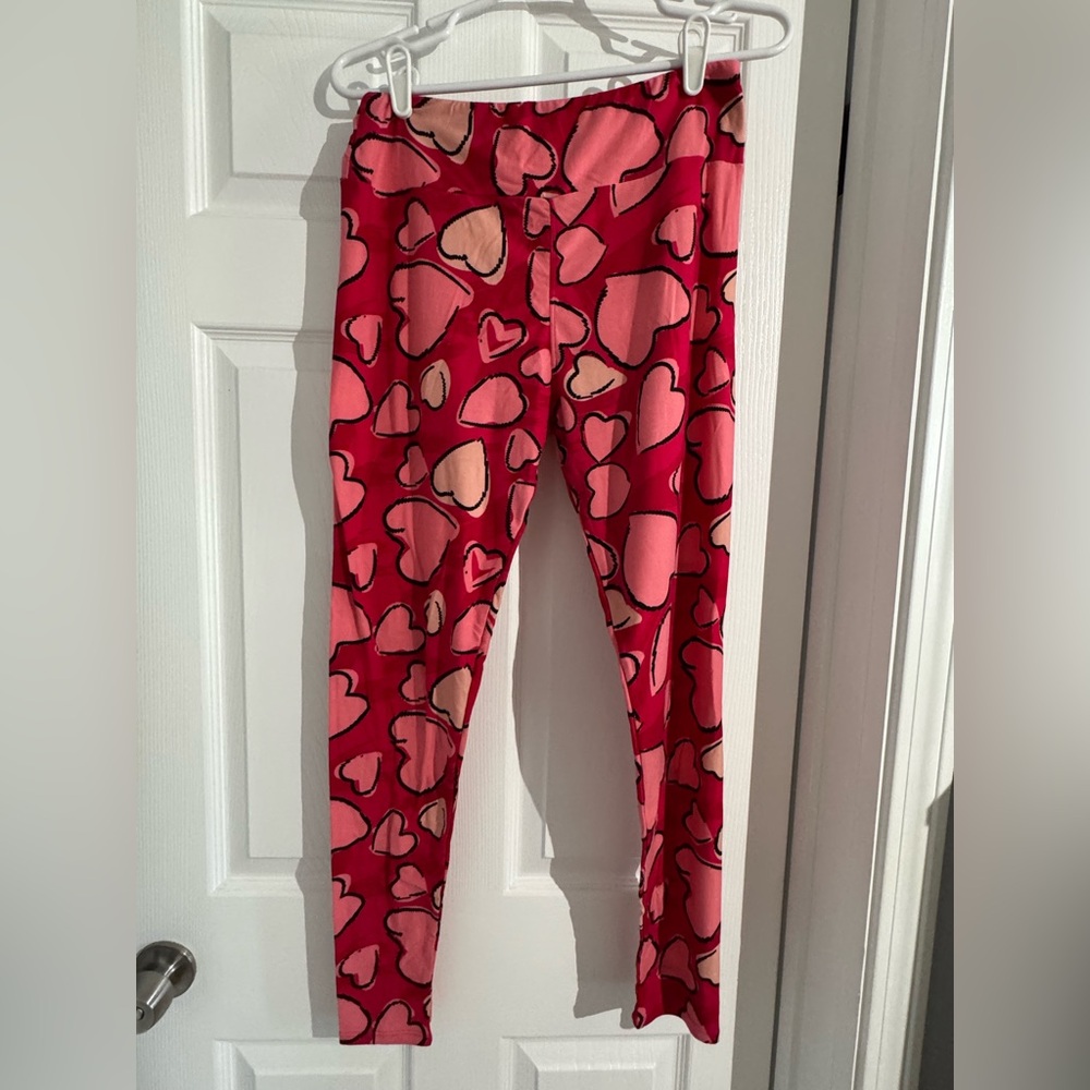 LulaRoe Valentines leggings